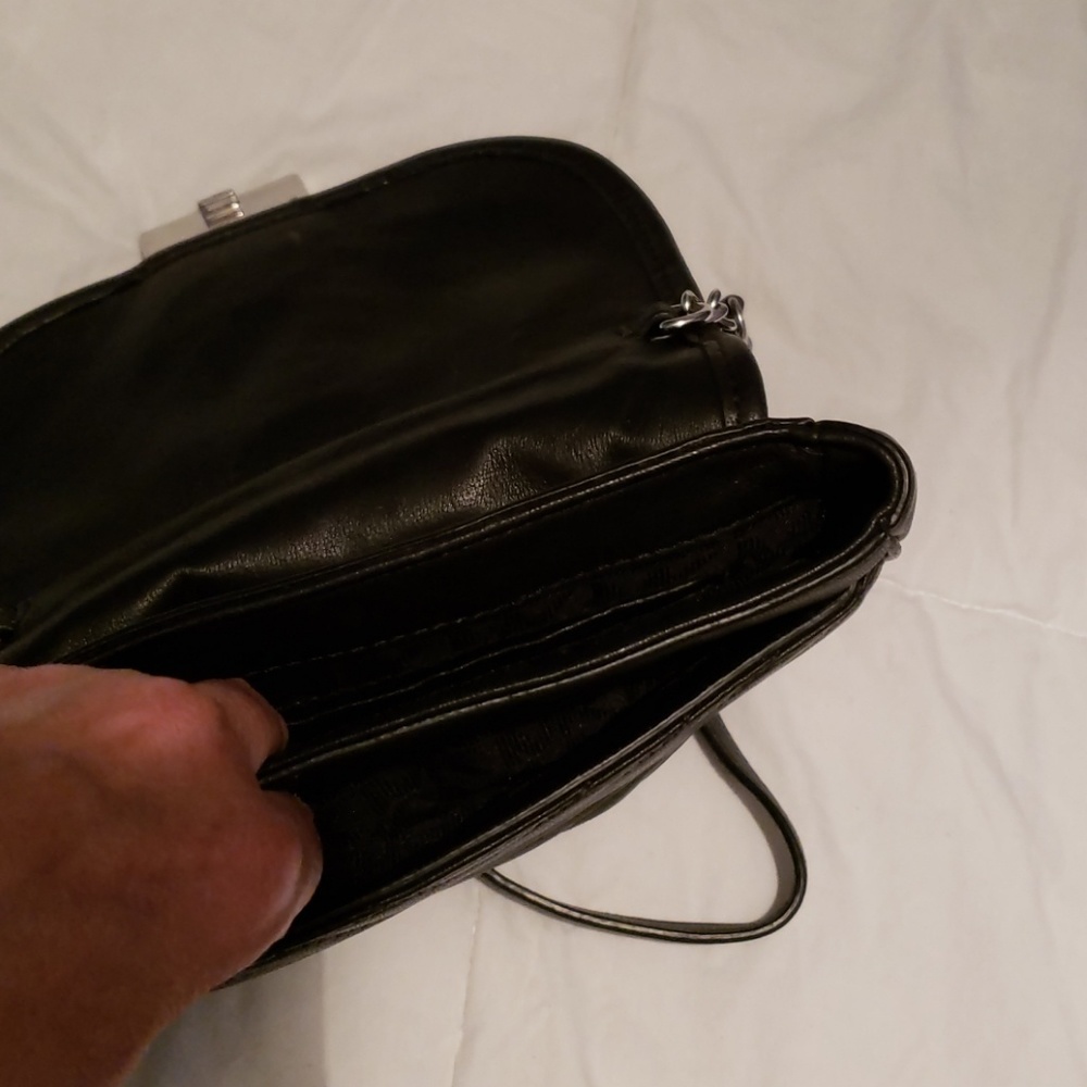 Purse - Picture 3 of 5